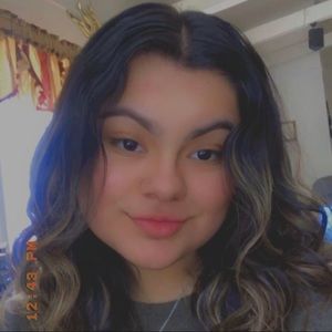 Meet your Posher, Gaby